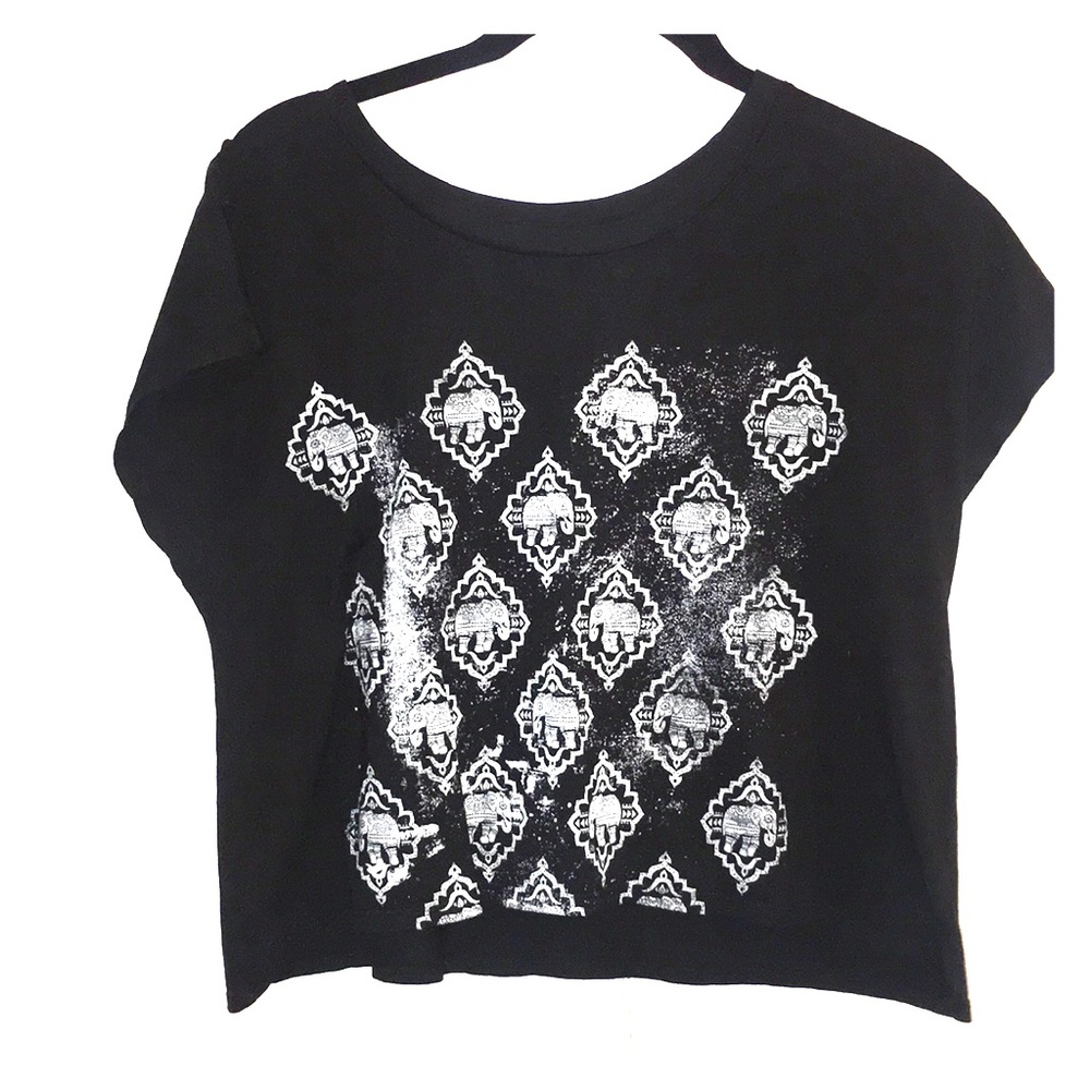 Graphic crop top
